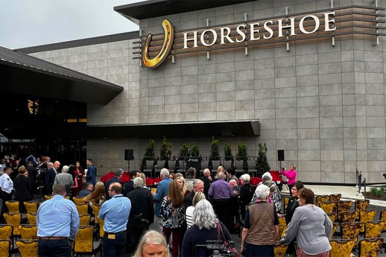Caesars Opens Horseshoe Lake Charles Casino In Louisiana